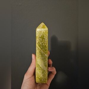 Serpetine Crystal Tower